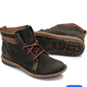 Born Women Temple Final Ankle Leather Boots shoes sz 9